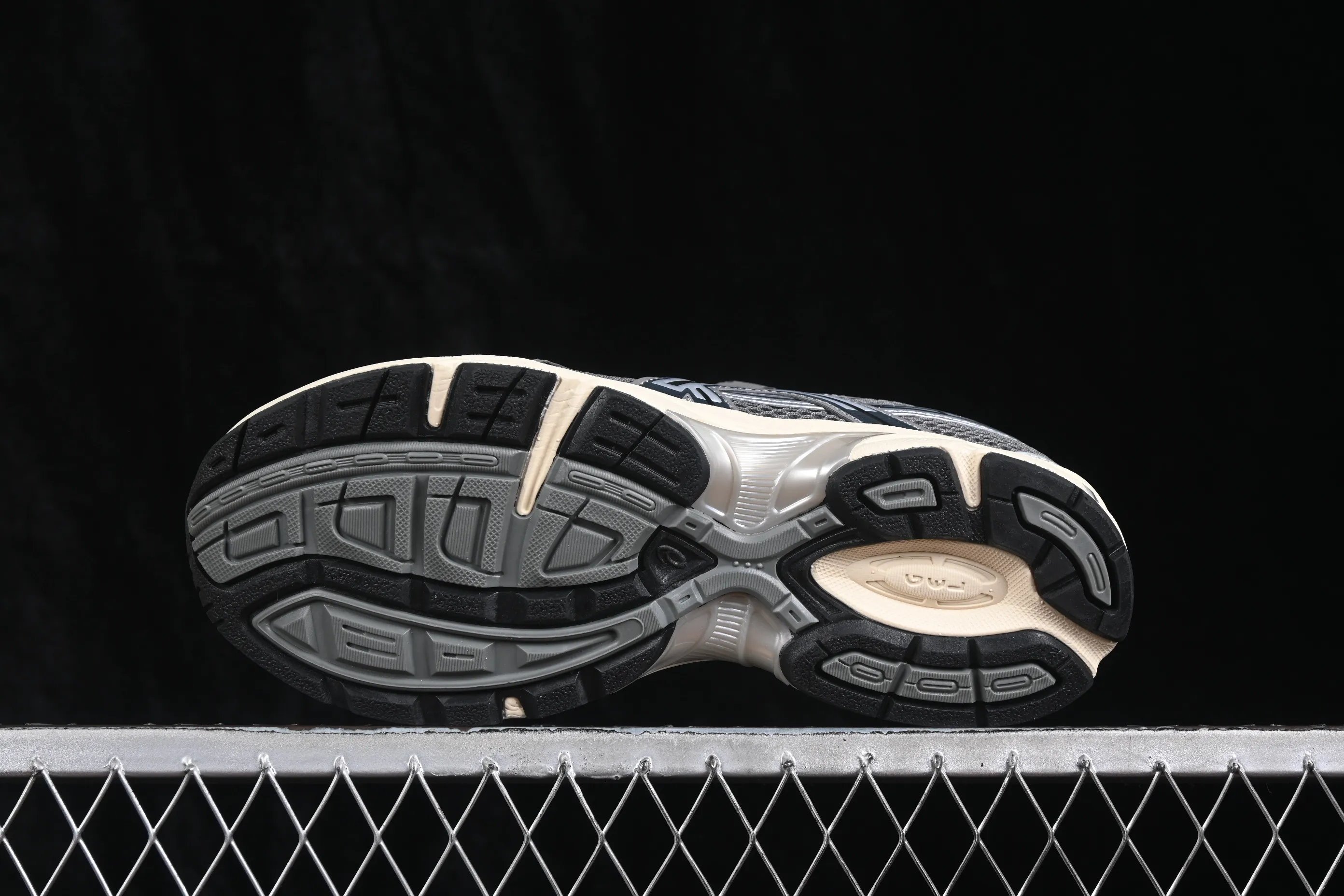 All categories Asics Asics series Asics Tiger GEL-1130 Asics Tiger GEL-1130 Asics outdoor style low-top casual sports running shoes 1201A256-026
